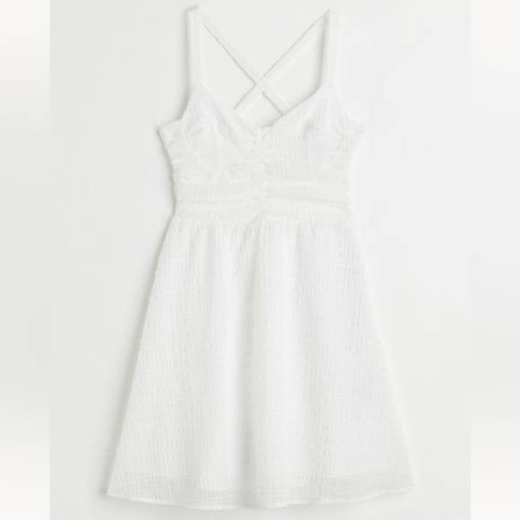 Lace backed dress - Picture 1 of 2